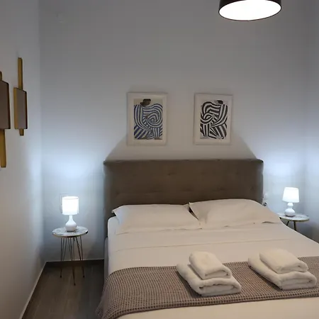 Iliana's 3 Apartmán